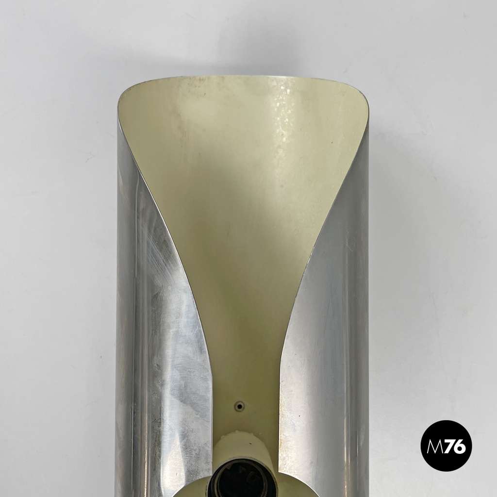 Italian modern chromed metal and white cylindrical wall lamps, 1970s