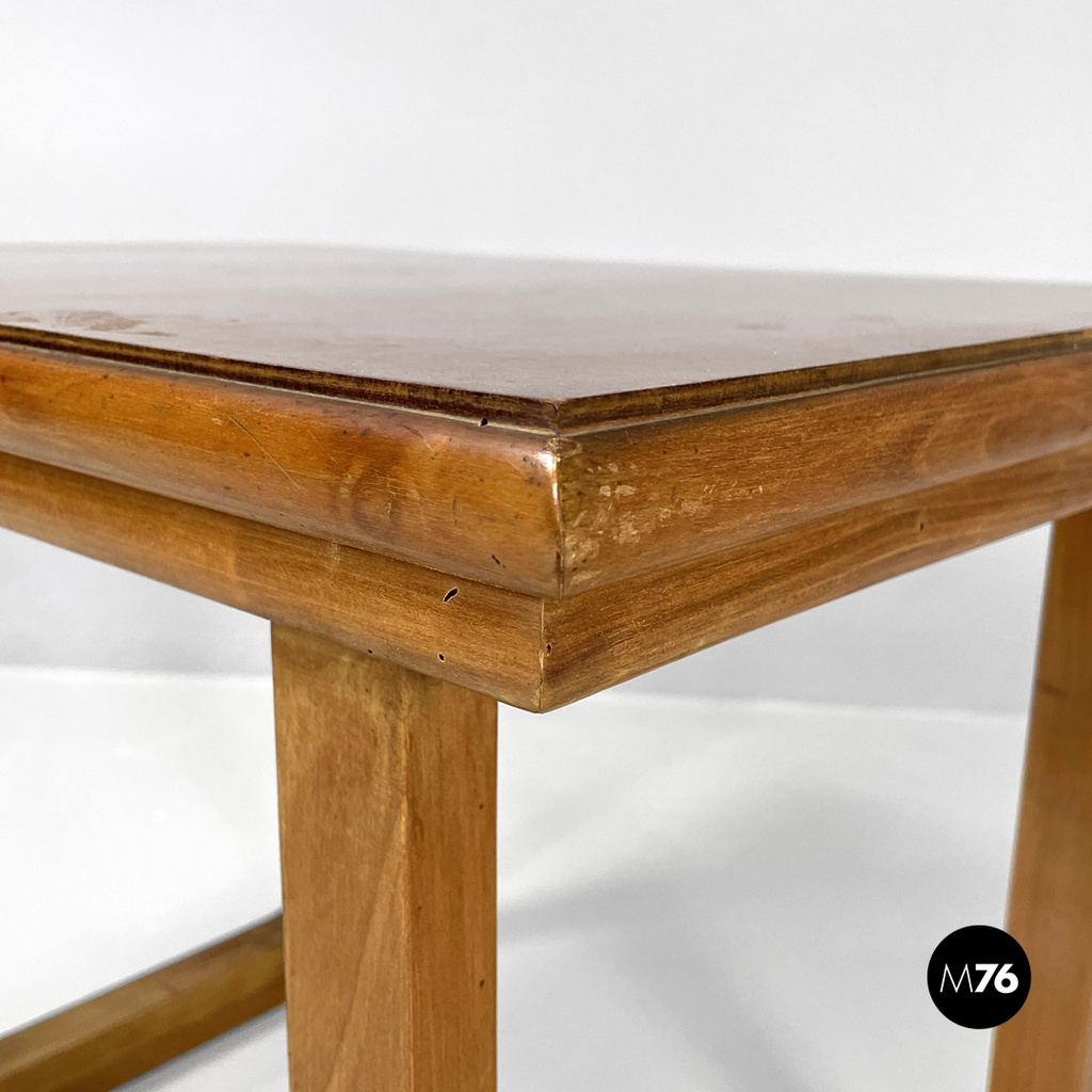 Italian Art Deco wooden coffee table, 1940s