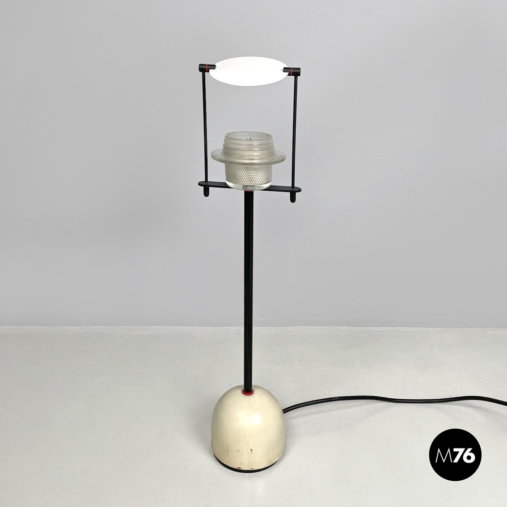Italian modern black and white metal table lamp with directional light, 1980s