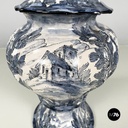 Italian mid-century modern Vase in white and blue ceramic, 1900-1950s