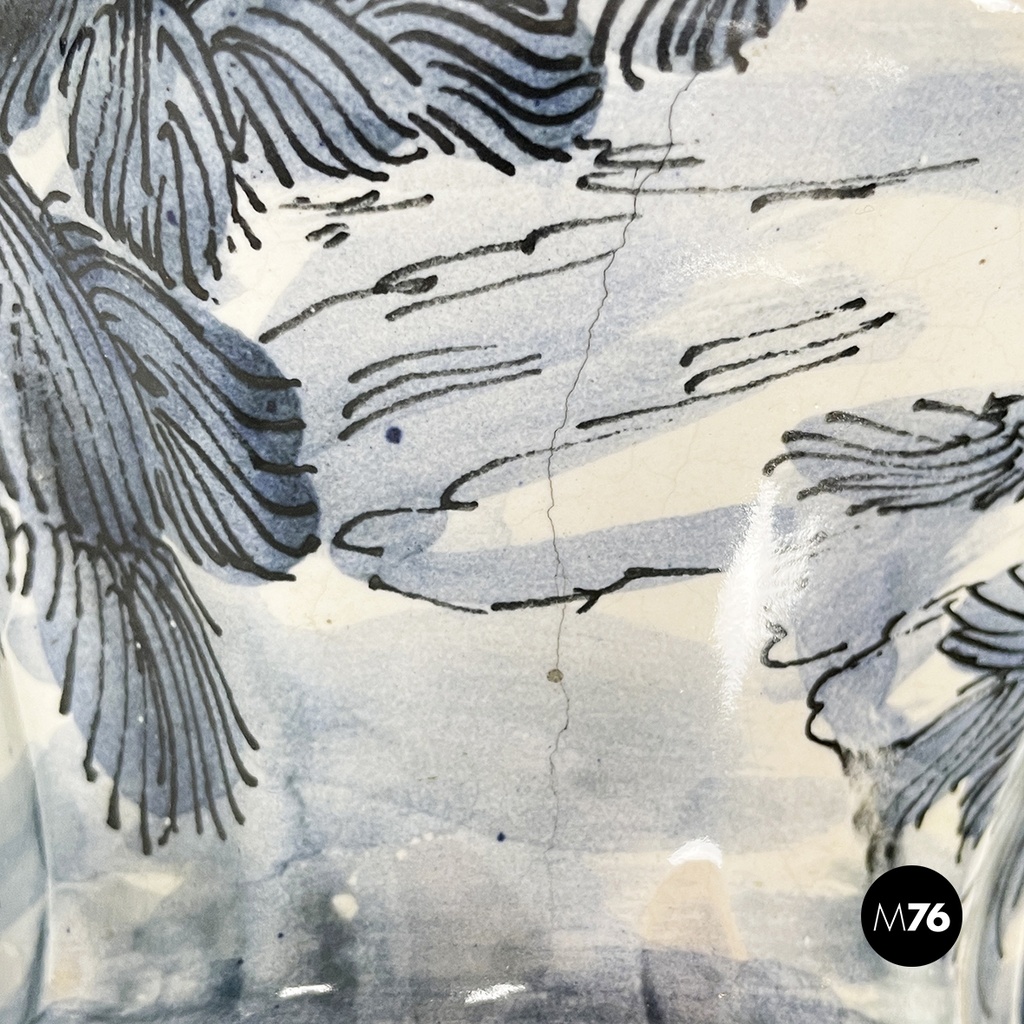 Italian mid-century modern Vase in white and blue ceramic, 1900-1950s