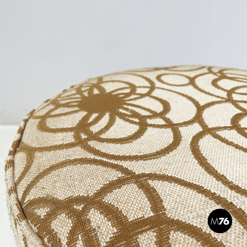 Italian mid-century modern Round pouf with hidden compartment by Pozzi, 1960s