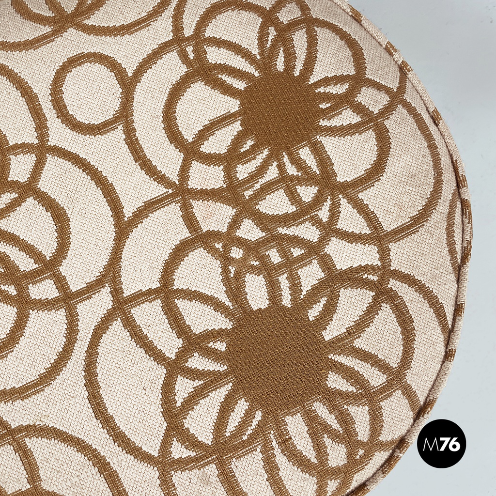 Italian mid-century modern Round pouf with hidden compartment by Pozzi, 1960s