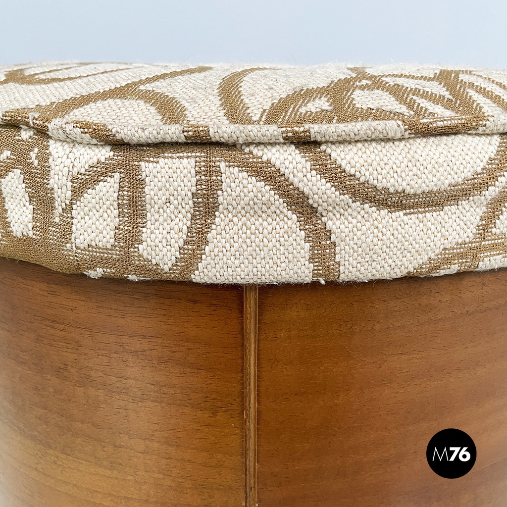 Italian mid-century modern Round pouf with hidden compartment by Pozzi, 1960s
