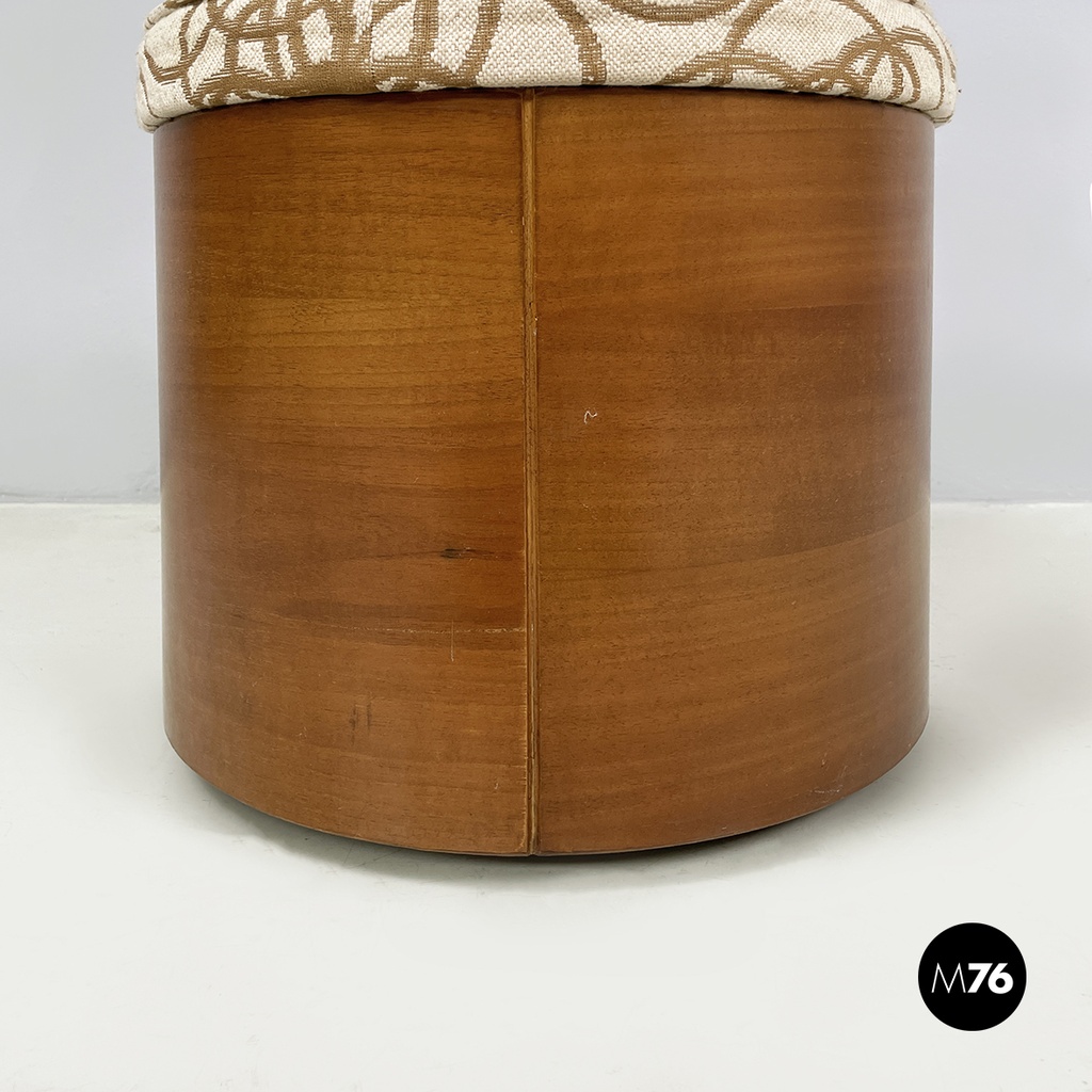 Italian mid-century modern Round pouf with hidden compartment by Pozzi, 1960s
