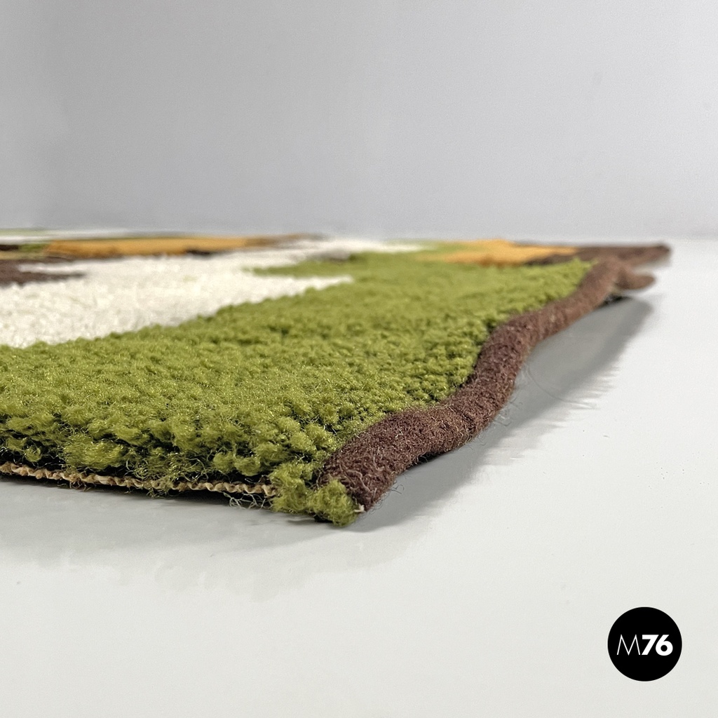 Italian modern rectangular rugs with wavy decorations in green and orange, 1970s