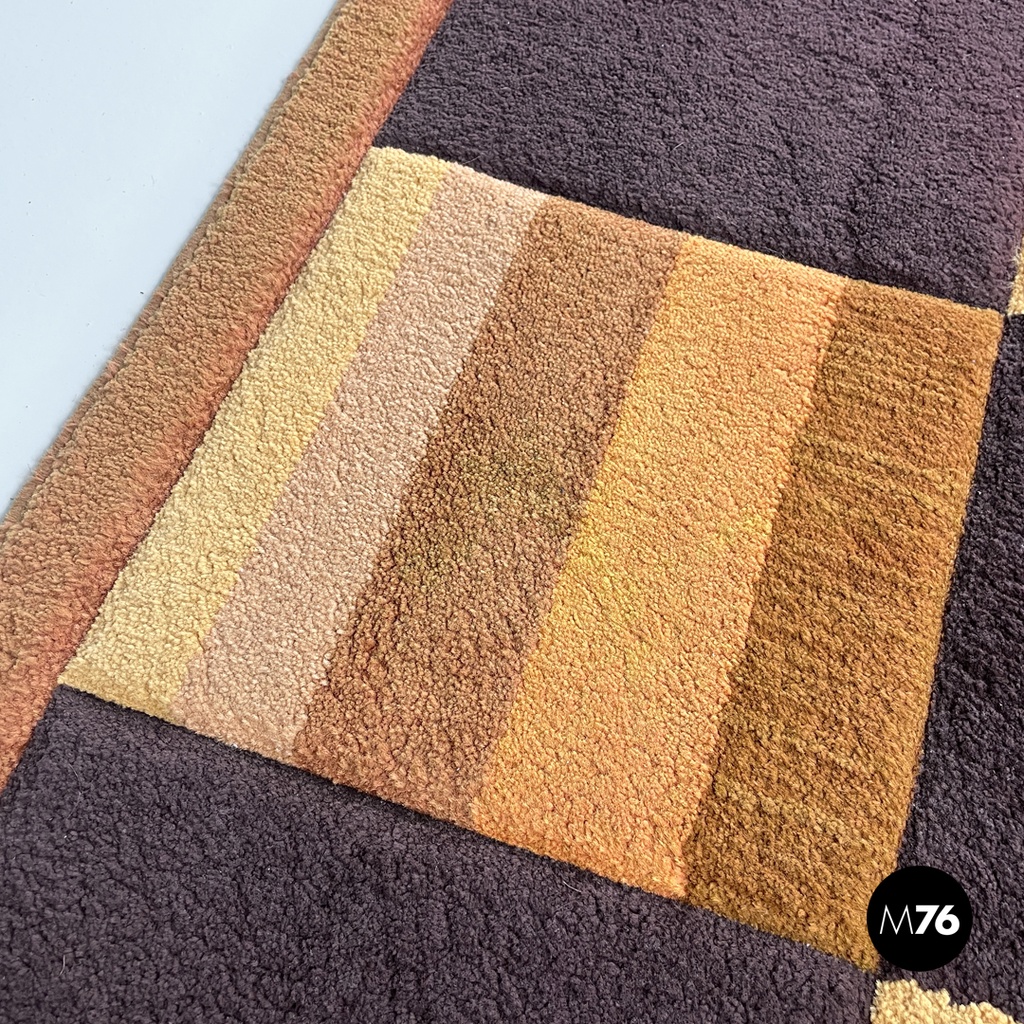 Italian modern rectangular rug with brown and orange geometric decorations 1970s