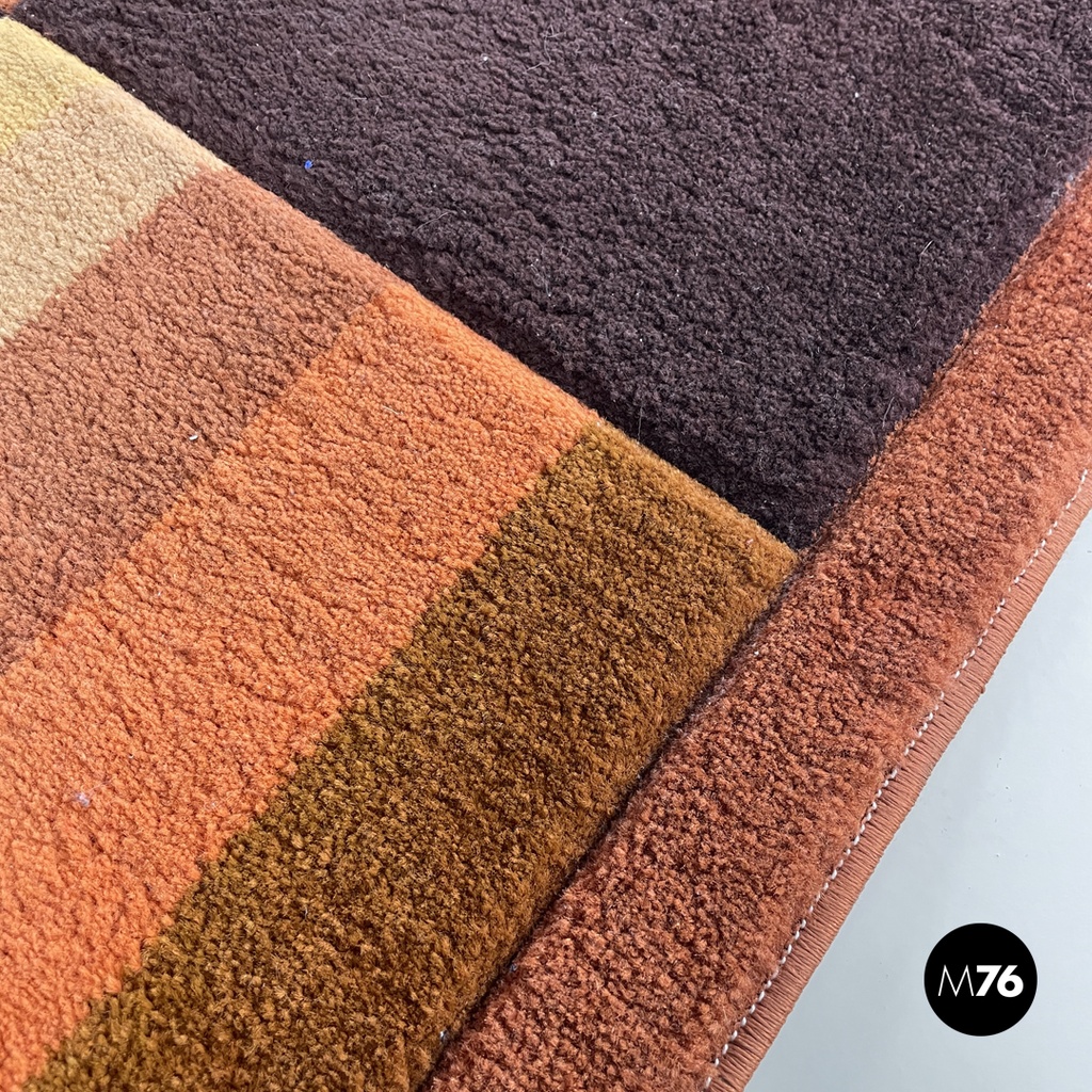 Italian modern rectangular rug with brown and orange geometric decorations 1970s