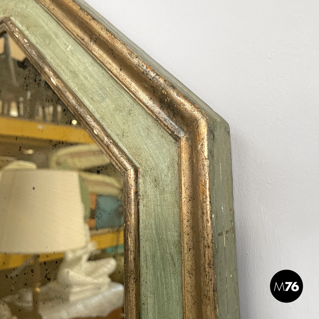 Italian antique octagonal wall mirror in green wood with golden profiles, 1700s