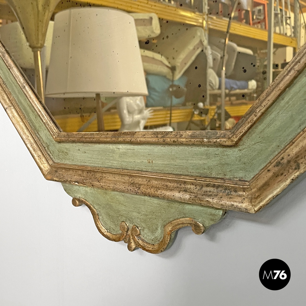 Italian antique octagonal wall mirror in green wood with golden profiles, 1700s