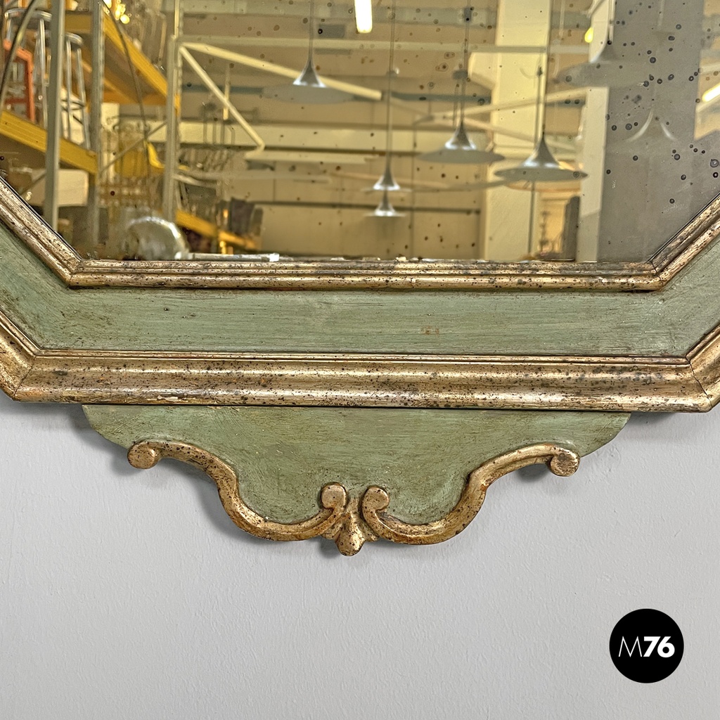Italian antique octagonal wall mirror in green wood with golden profiles, 1700s