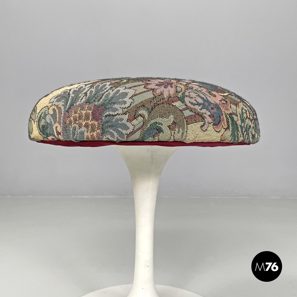 American modern floral fabric round stool Tulip by Eero Saarinen for Knoll 1970s