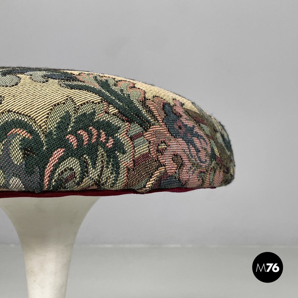 American modern floral fabric round stool Tulip by Eero Saarinen for Knoll 1970s