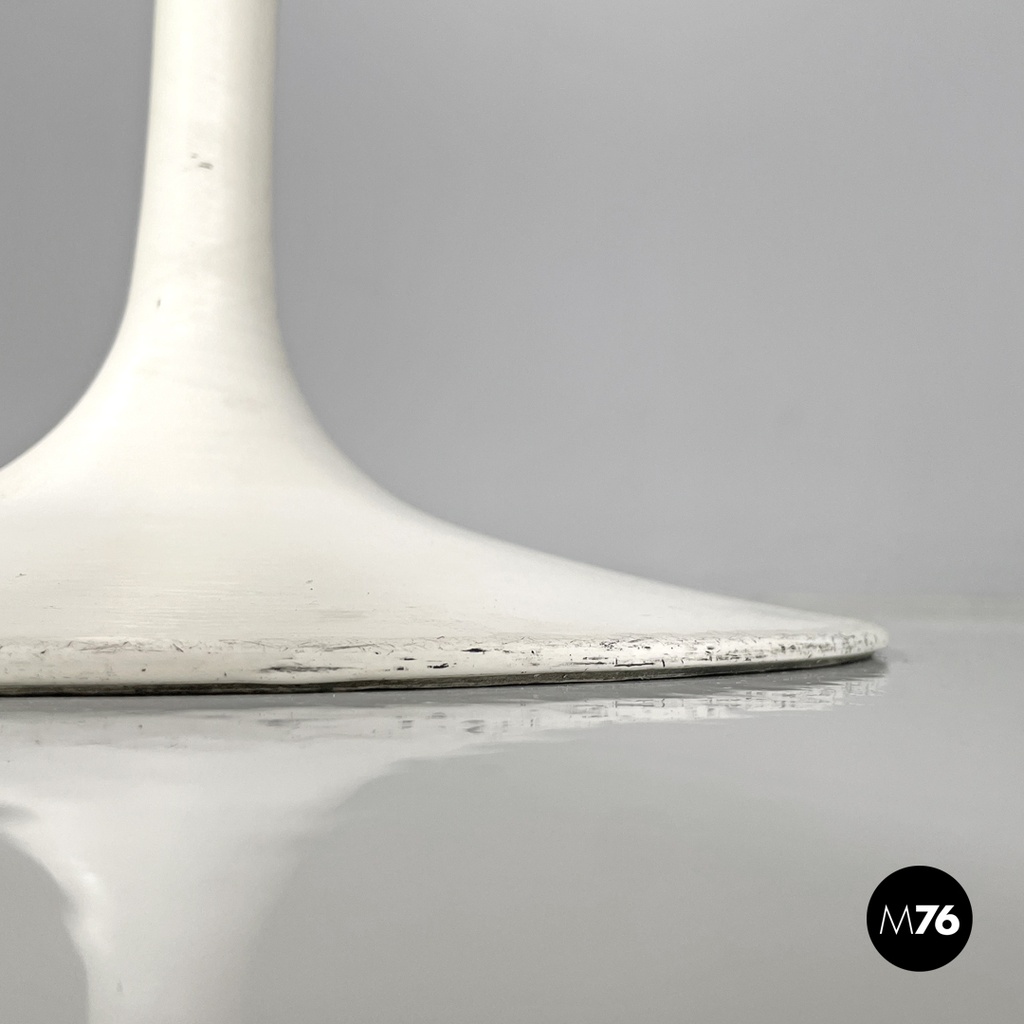 American modern floral fabric round stool Tulip by Eero Saarinen for Knoll 1970s