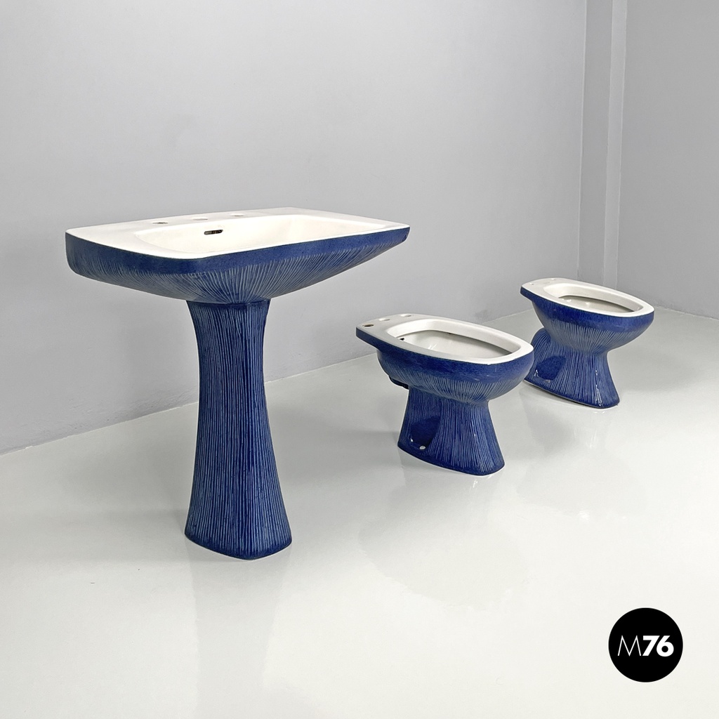 Italian modern blue bathroom fixtures Gardena Antonia Campi Richard Ginori 1970s