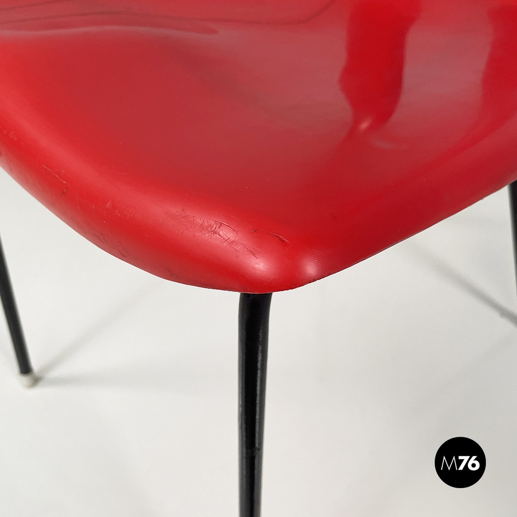 Italian mid-century modern Chair in red plastic and black metal, 1960s