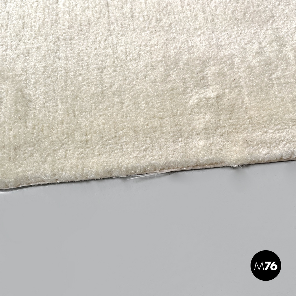 Italian post-modern rectangular synthetic short hair white carpet, 2000s