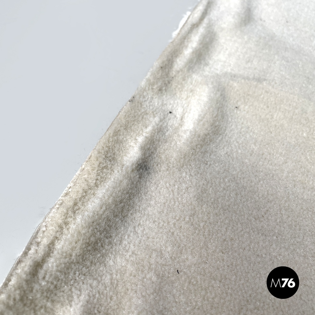 Italian post-modern rectangular synthetic short hair white carpet, 2000s