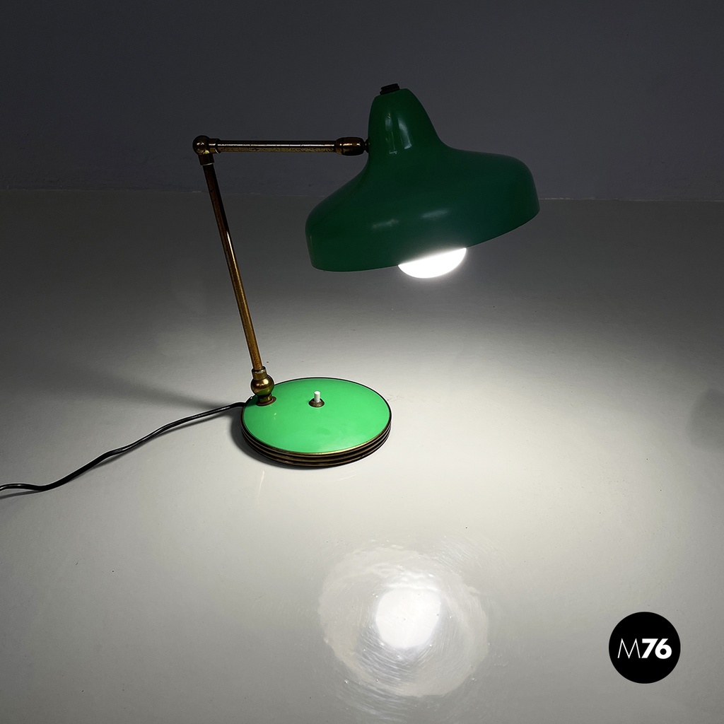 Italian mid-century modern Adjustable table lamp in green metal and brass, 1950s