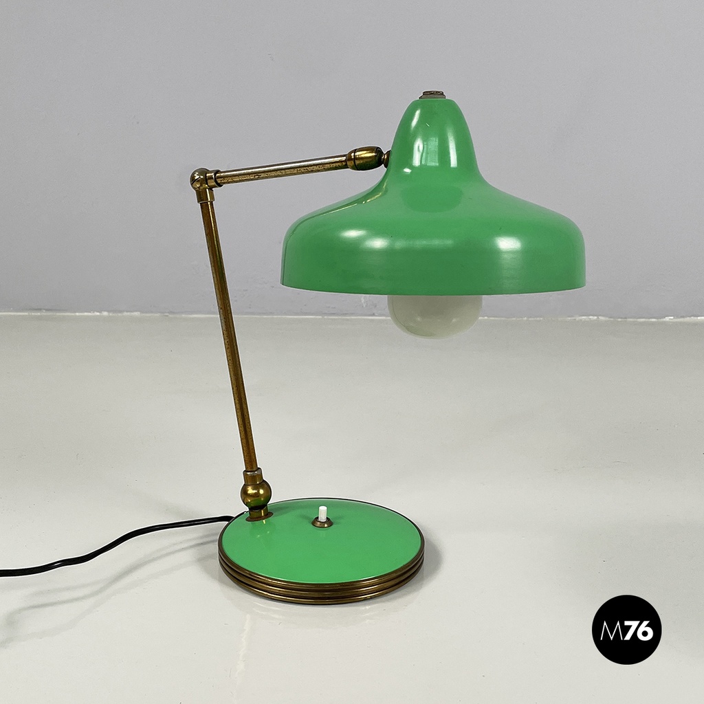 Italian mid-century modern Adjustable table lamp in green metal and brass, 1950s