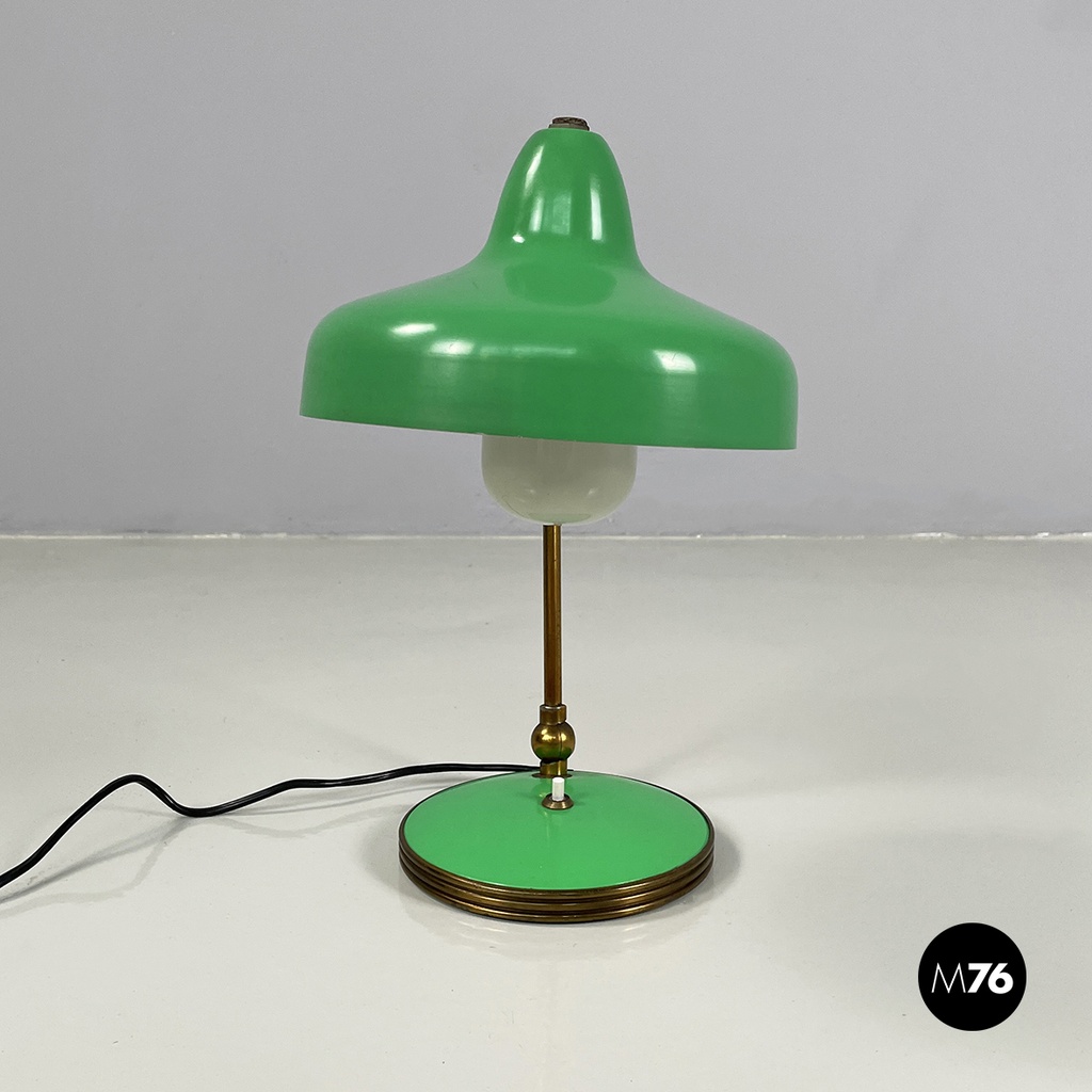 Italian mid-century modern Adjustable table lamp in green metal and brass, 1950s