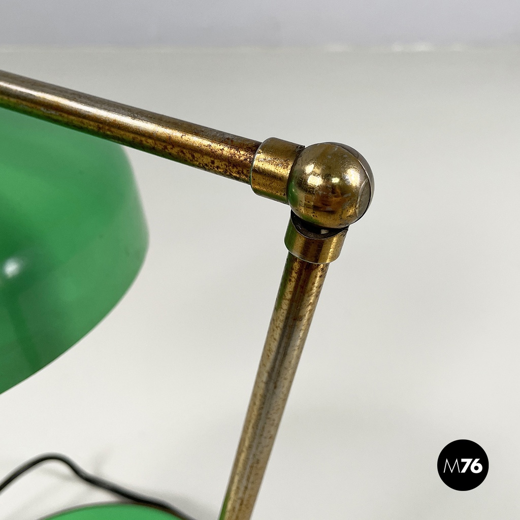 Italian mid-century modern Adjustable table lamp in green metal and brass, 1950s