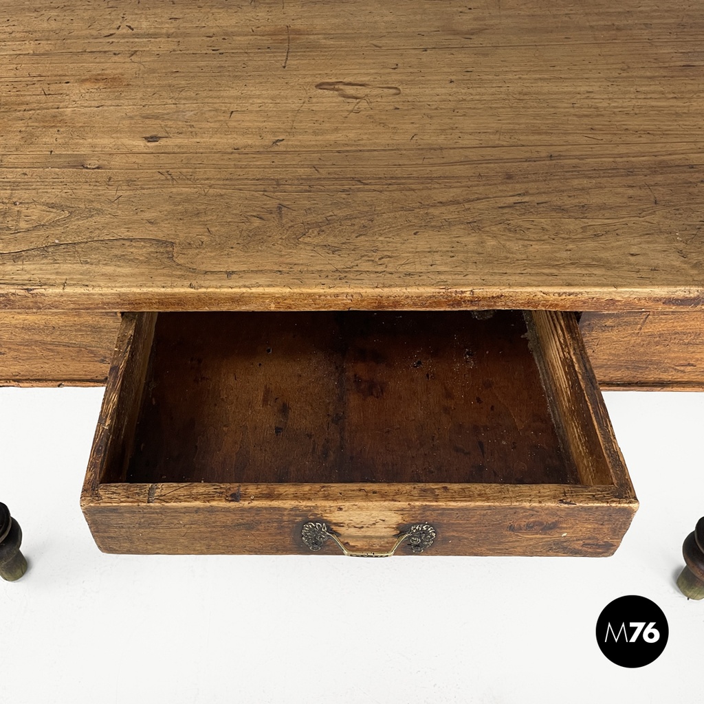 Italian antique wooden dining table with one drawer and brass handle, 1800s