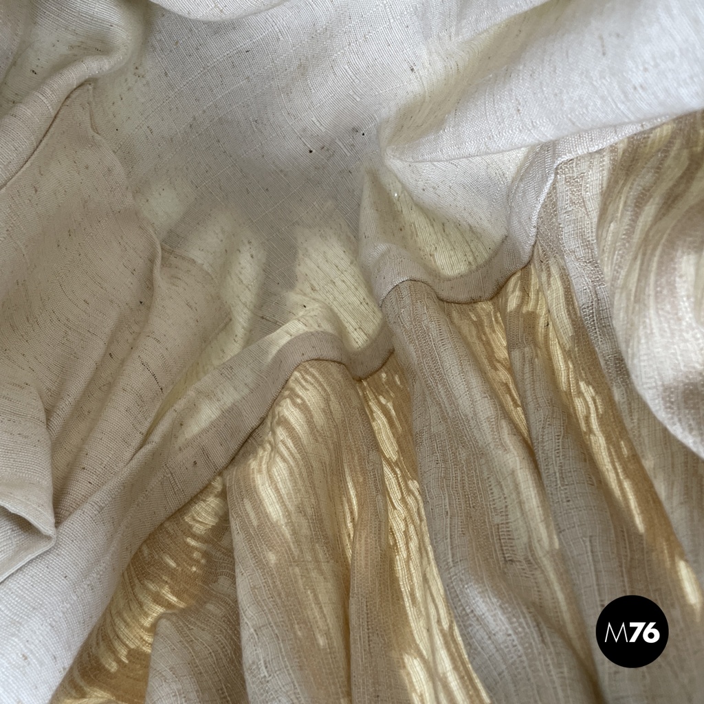 Italian antique sewing stand with wood basket and fabric lining, 1800s