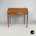 Italian antique wooden writing table with shutter and brass key, 1700s