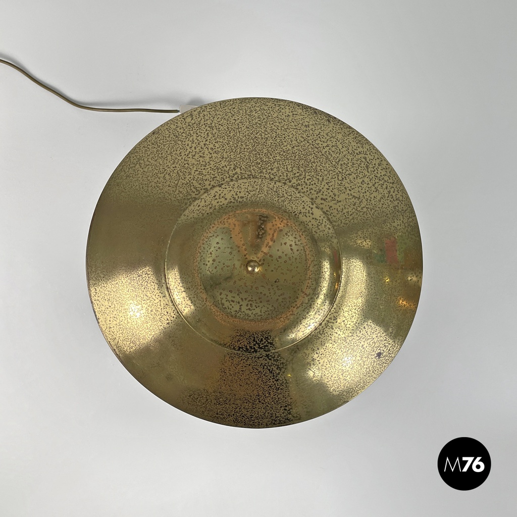 Italian modern golden brass table lamp with a round beige marble base, 1970s