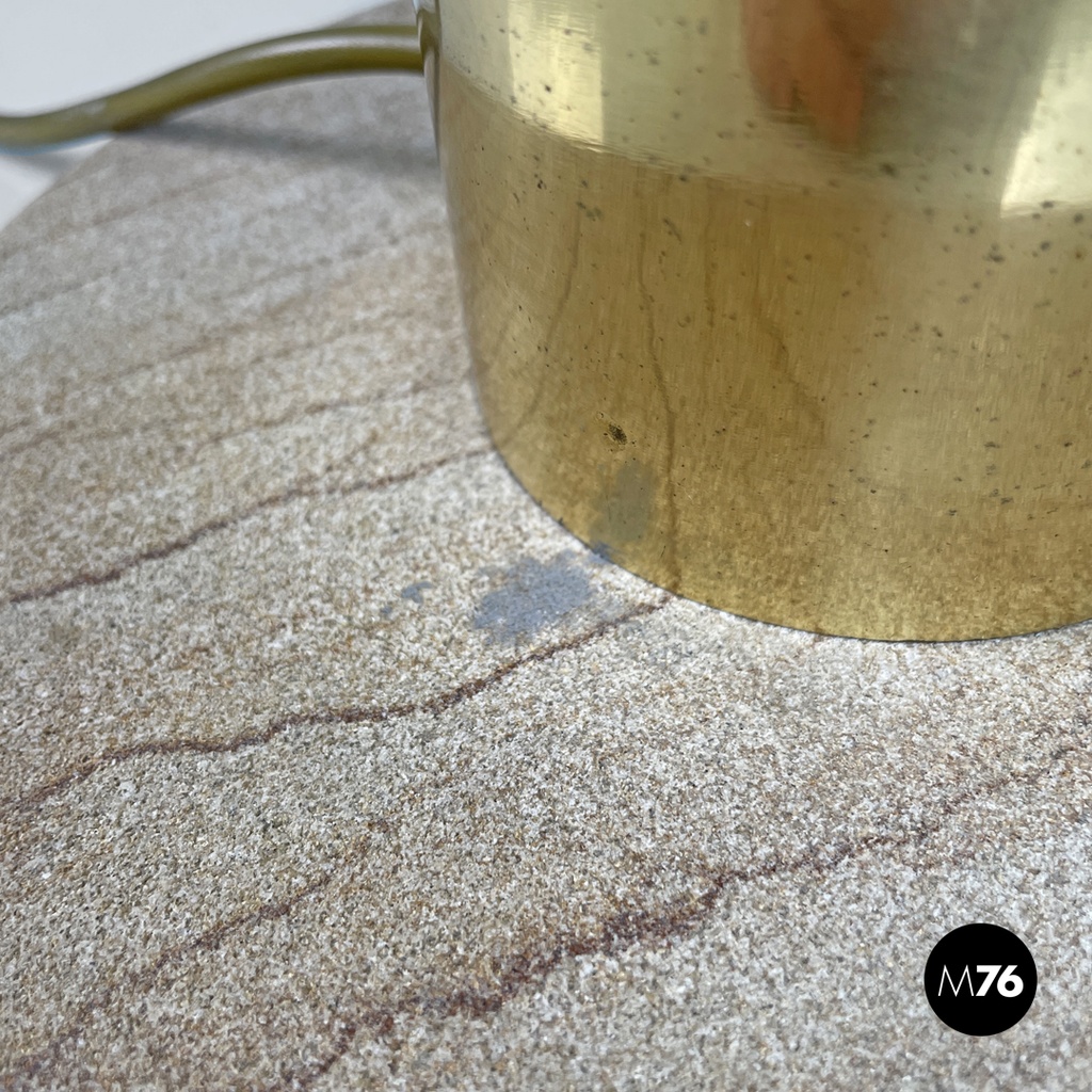Italian modern golden brass table lamp with a round beige marble base, 1970s