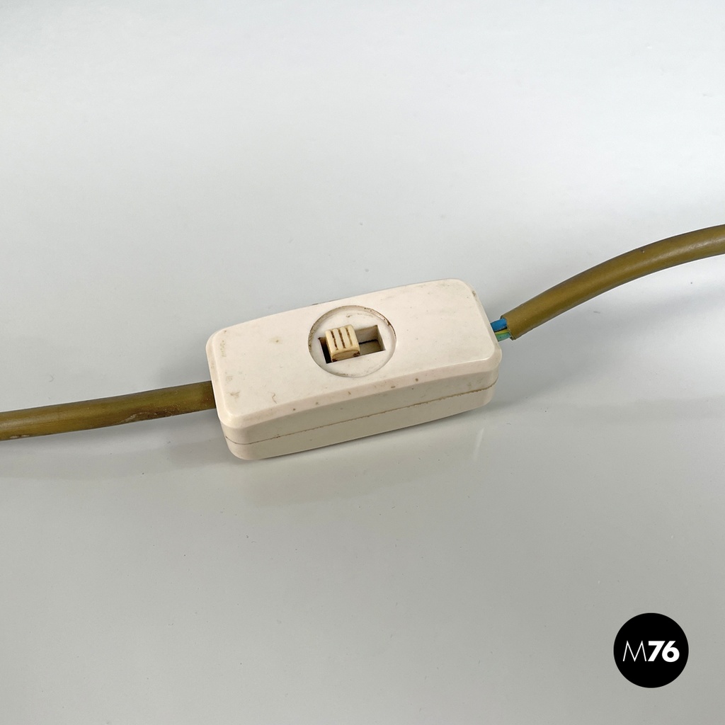 Italian modern golden brass table lamp with a round beige marble base, 1970s