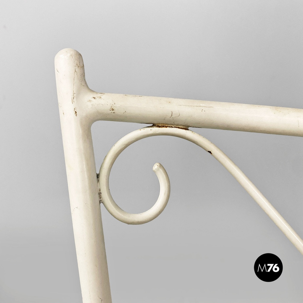 Italian mid century modern white iron garden chairs with blue pillows, 1960