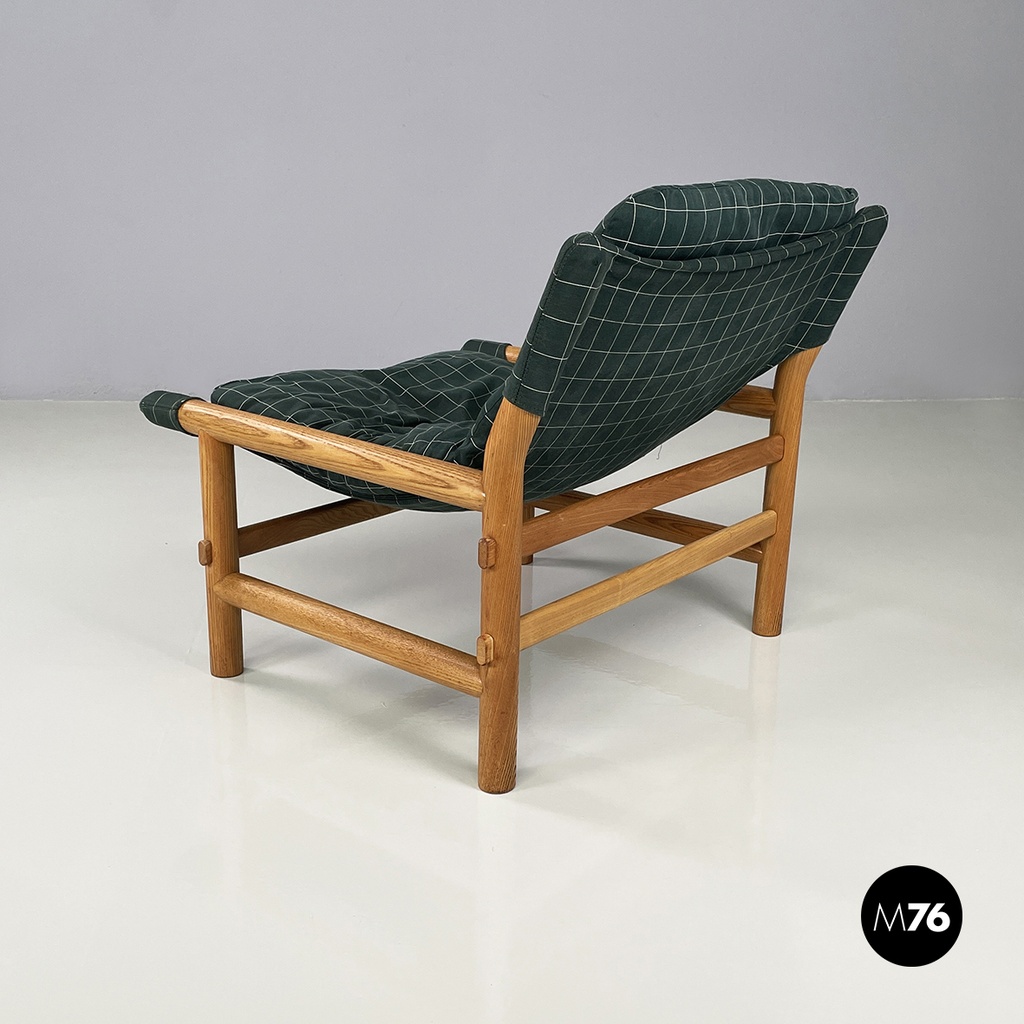 4 poltrona verde bassa.jpg