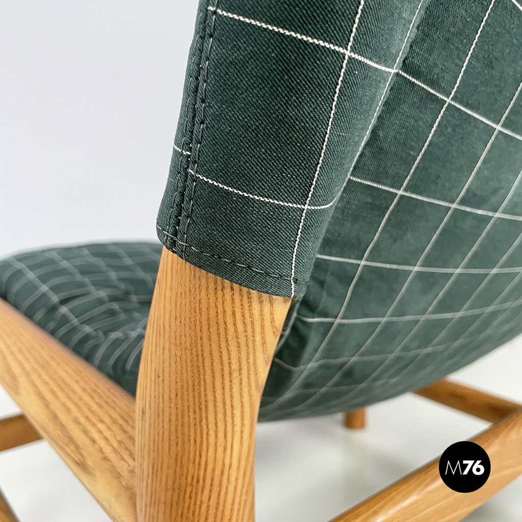 12 poltrona verde bassa.jpg