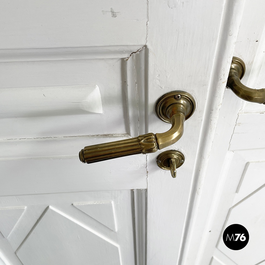 Italian Double swing door entirely in white wood, early 1900s