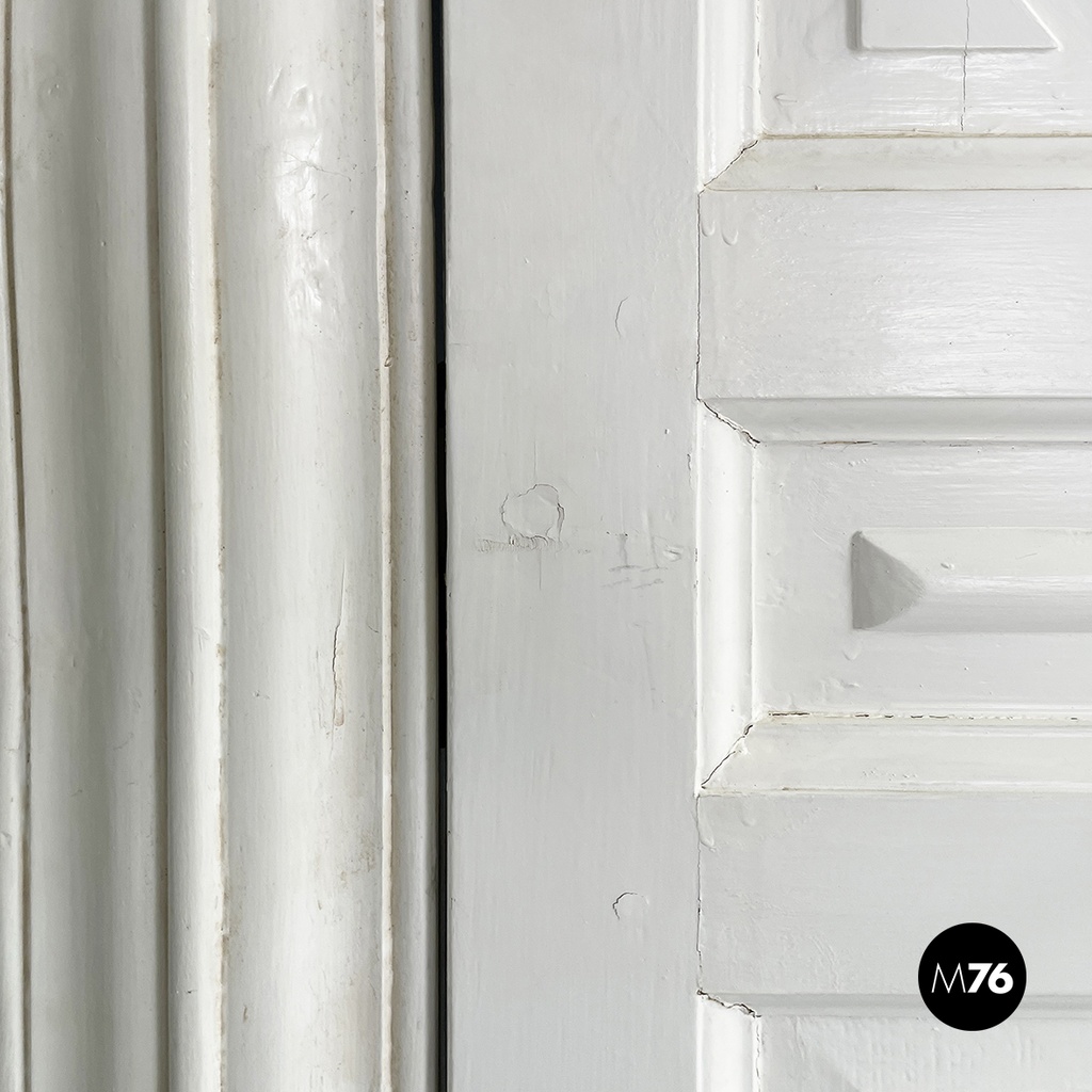 Italian Double swing door entirely in white wood, early 1900s