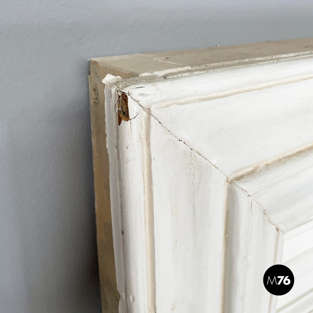 Italian Double swing door entirely in white wood, early 1900s