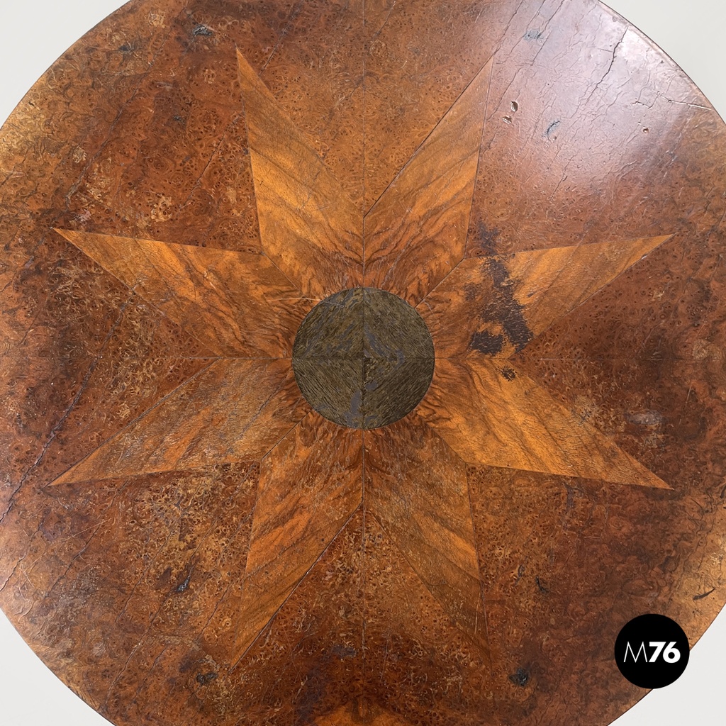 Italian antique wooden round coffee table with inlay decorations, early 1900s
