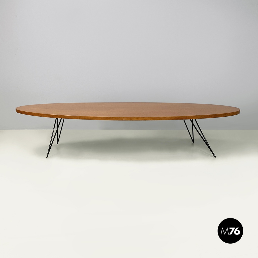 Italian mid-century modern Oval coffee table in wood and black metal, 1960s