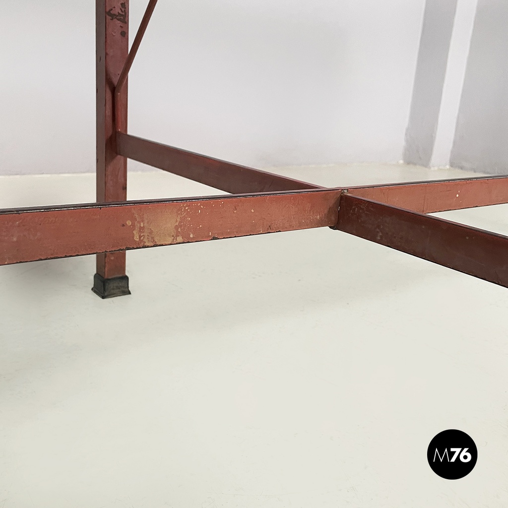 Italian mid-century modern Dining table in wood, formica and iron, 1950s