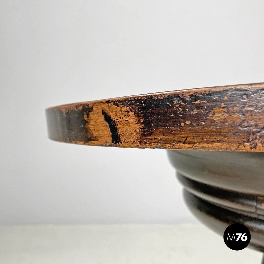 Italian antique wooden coffee table with chessboard decorations, early 1900s