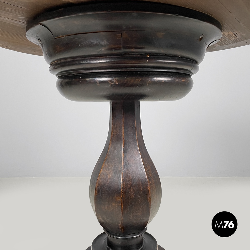 Italian antique wooden coffee table with chessboard decorations, early 1900s