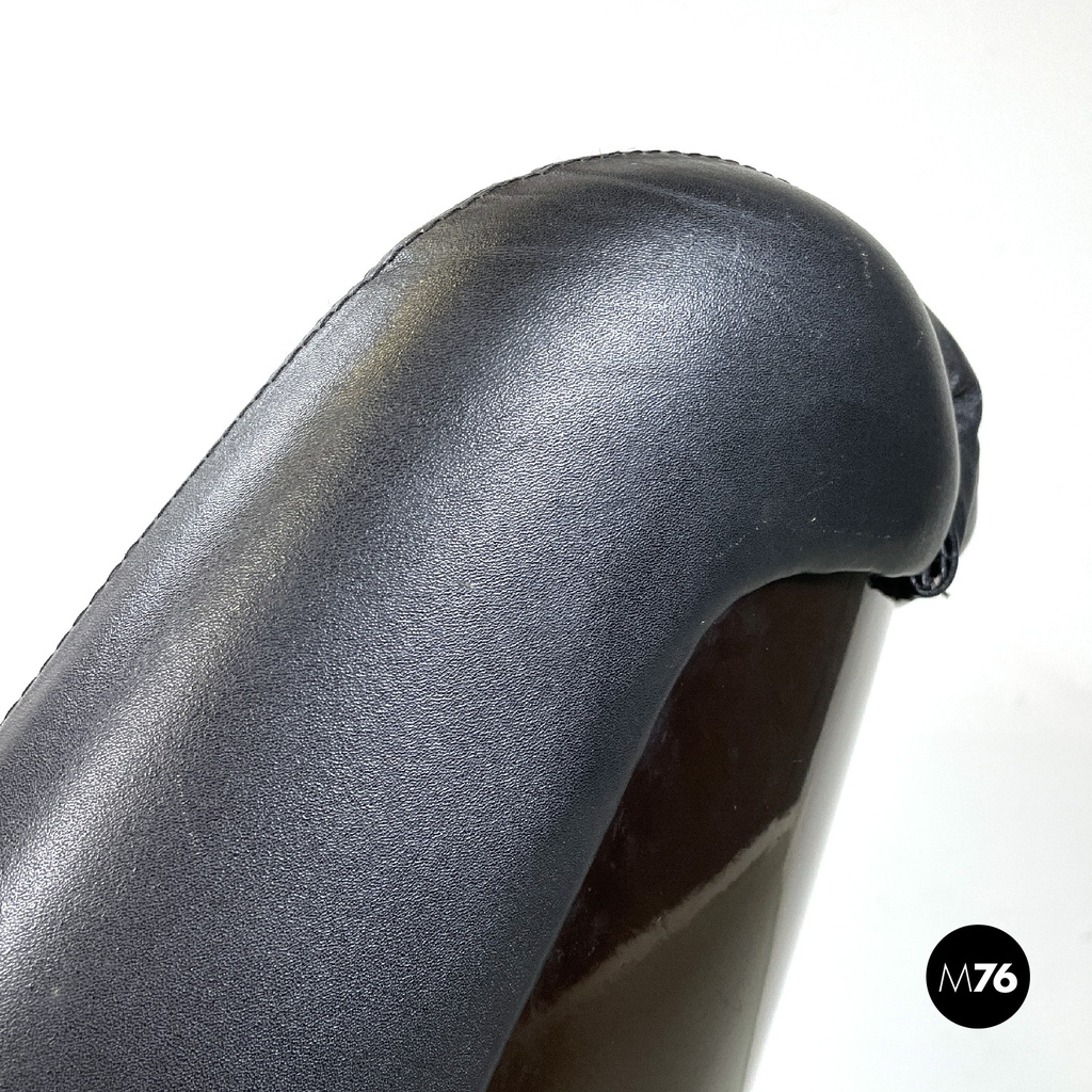 Poltrona in pelle nera di Cesare Casati per Arflex, 1960 ca.