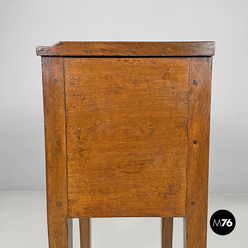 Comodino in legno, primi del 1900 ca.