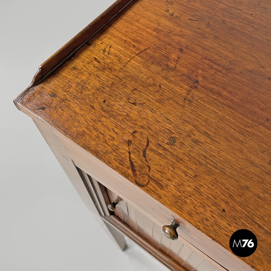 Comodino in legno, primi del 1900 ca.