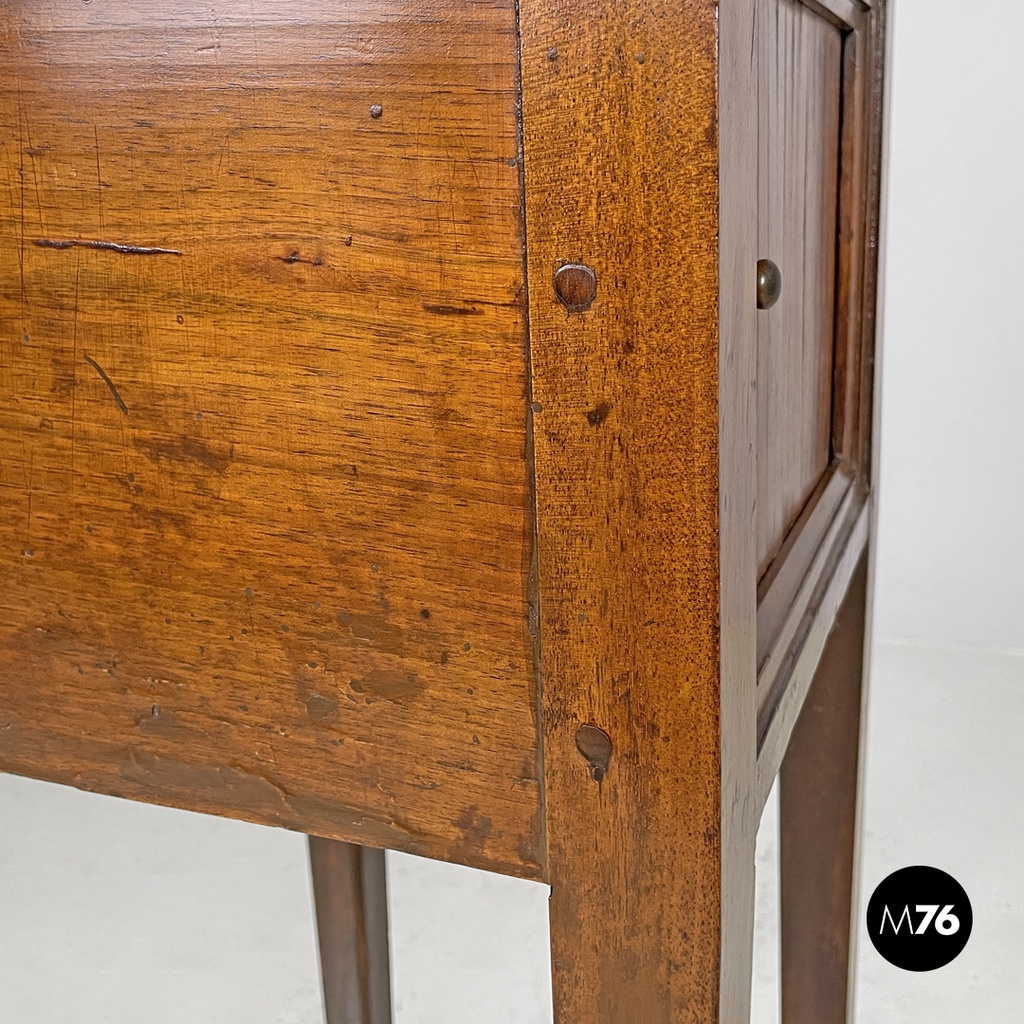 Comodino in legno, primi del 1900 ca.