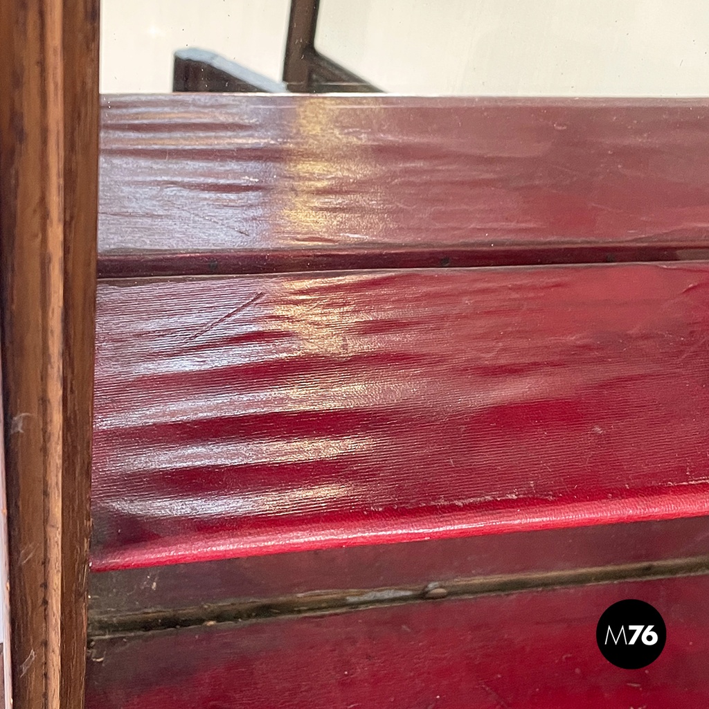 Vetrine in legno, 1800 ca.