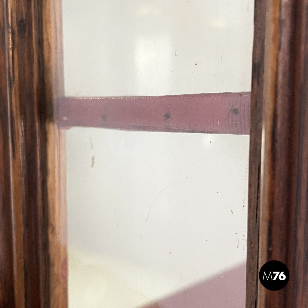 Vetrine in legno, 1800 ca.