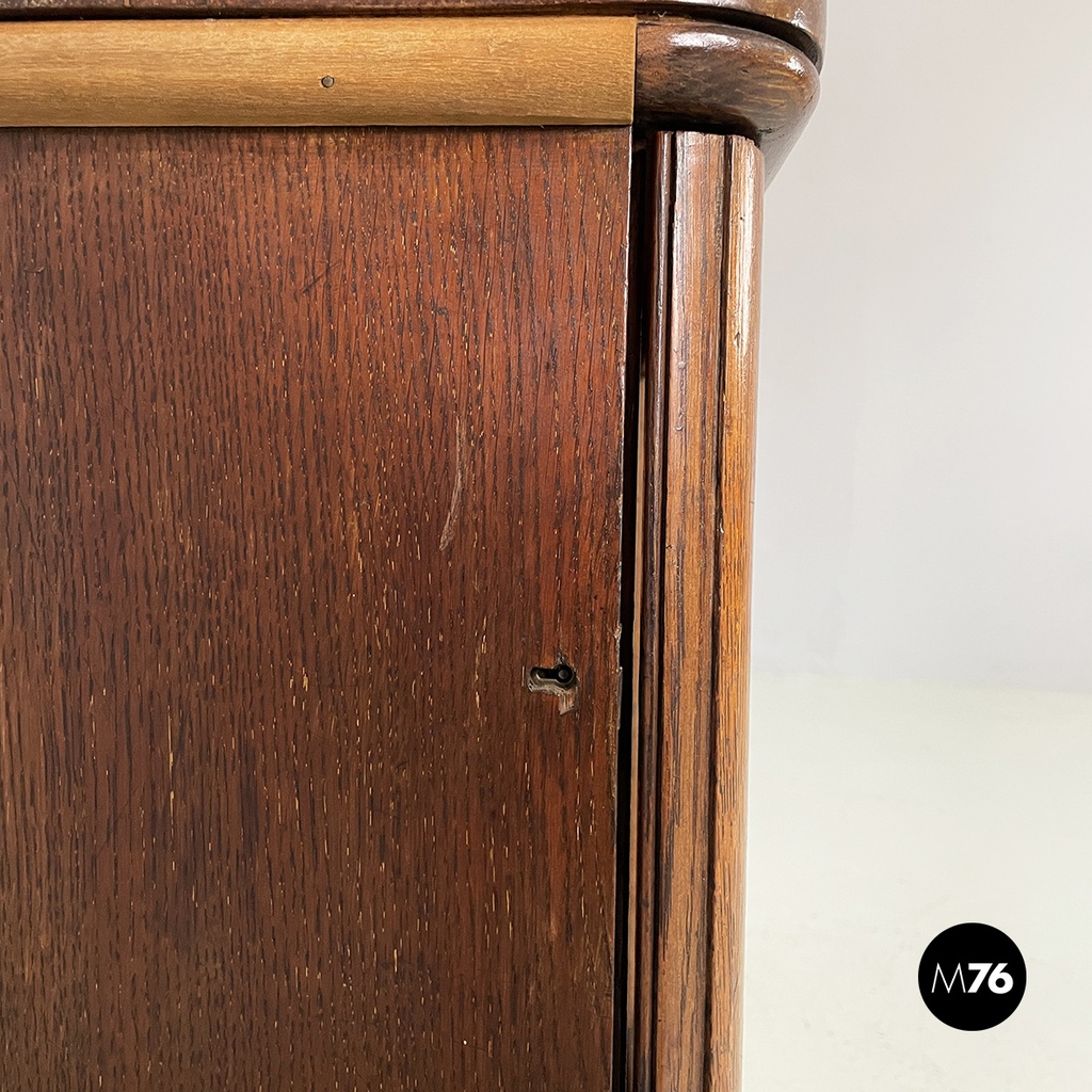 Vetrine in legno, 1800 ca.